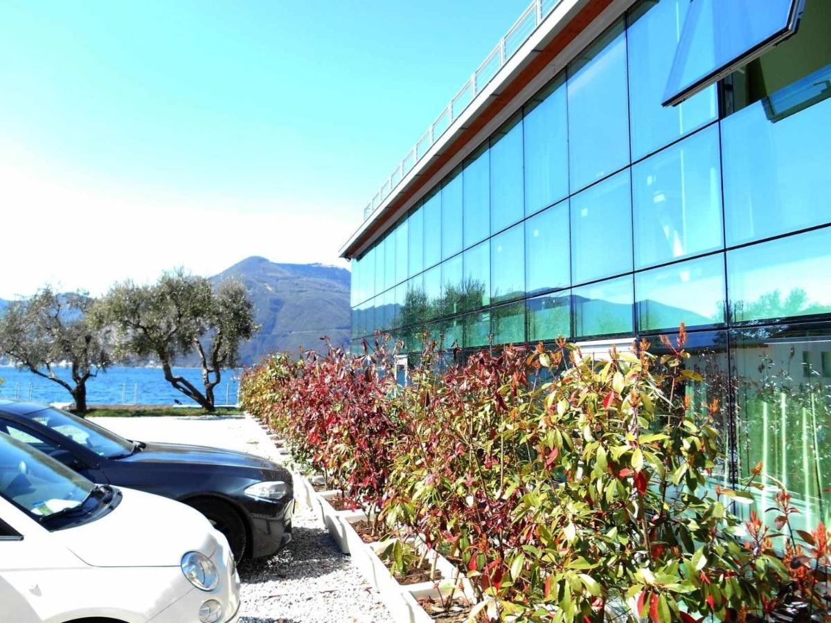 Direttamente Al Lago Apartments مارون الغرفة الصورة