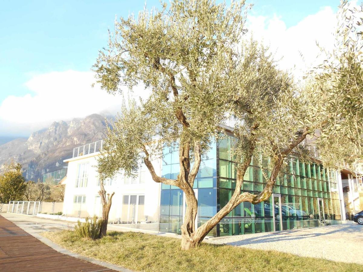 Direttamente Al Lago Apartments مارون المظهر الخارجي الصورة
