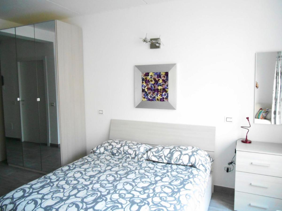 Direttamente Al Lago Apartments مارون المظهر الخارجي الصورة