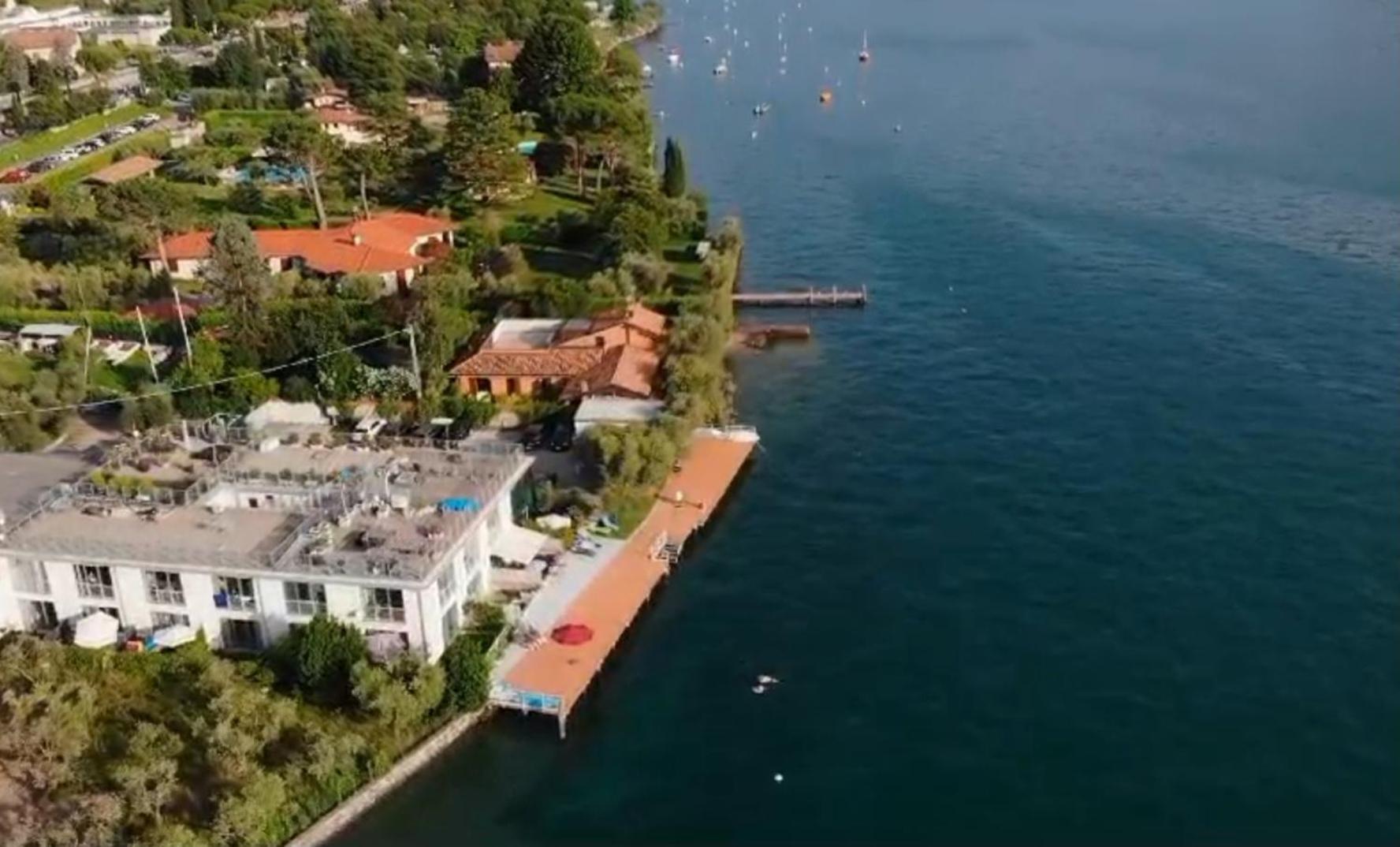 Direttamente Al Lago Apartments مارون المظهر الخارجي الصورة